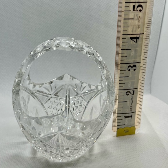 Small Crystal Rose Basket - Picture 8 of 8